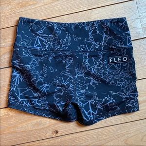 Fleo silhouette PHR shorts